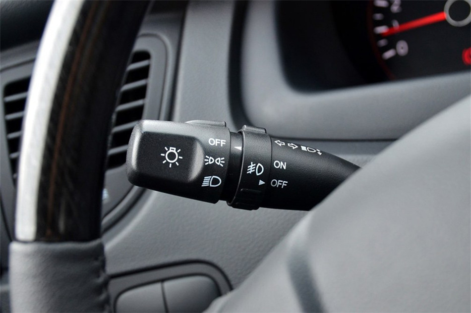 狮跑 2013款 2.0L 两驱 AT Premium 细节