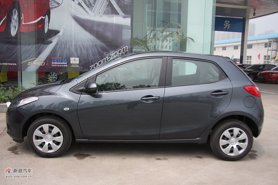 车辆外观及细节