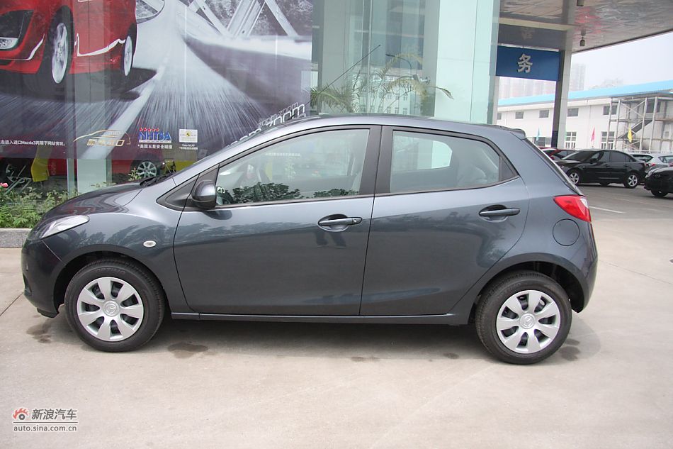 车辆外观及细节