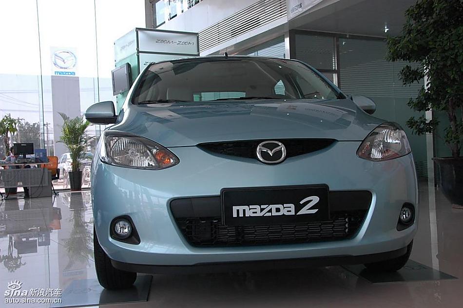 马自达2标准型1.3MT 外观