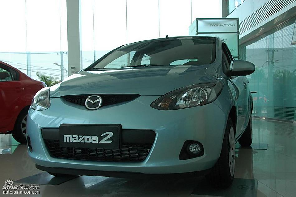 马自达2标准型1.3MT 外观