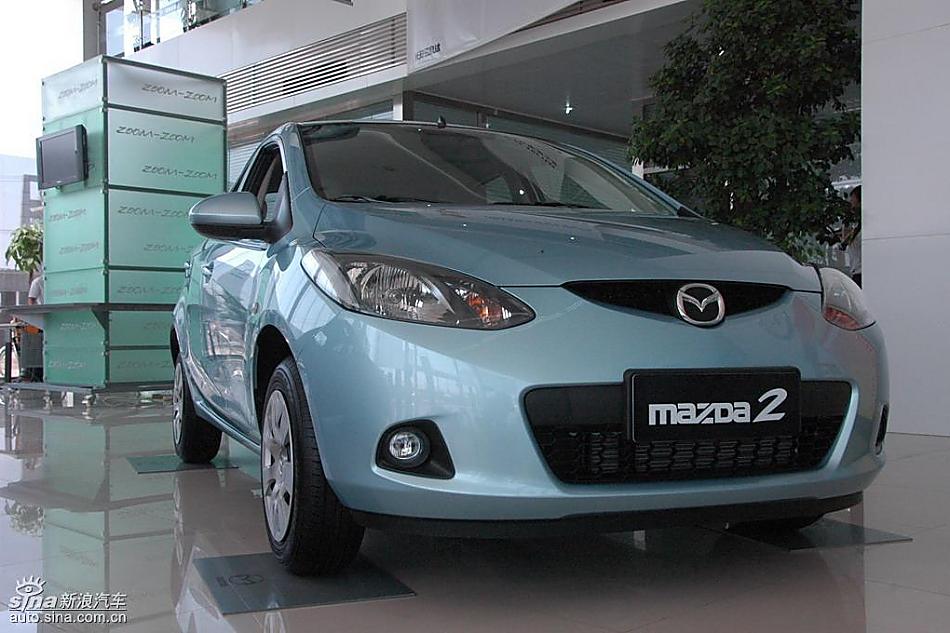 马自达2标准型1.3MT 外观