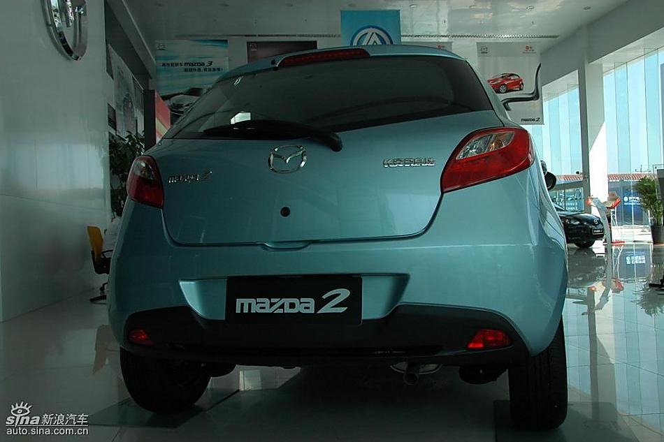 马自达2标准型1.3MT 外观