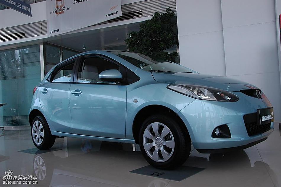 马自达2标准型1.3MT 外观