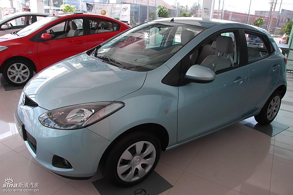 马自达2标准型1.3MT 外观