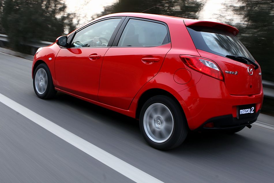 马自达2动态图片