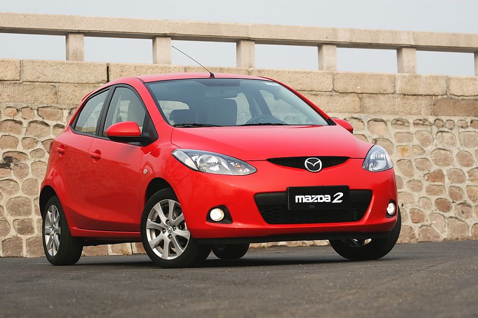 马自达2外观图片