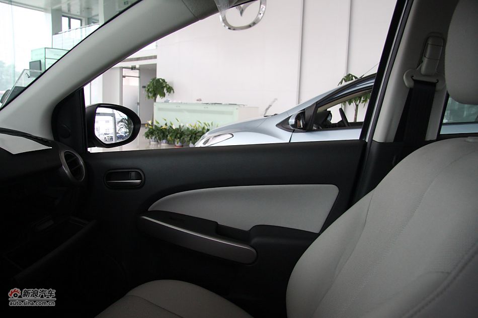 内饰部分及细节