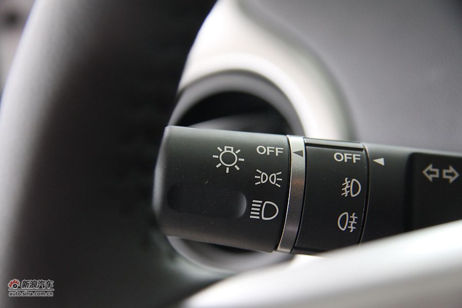 内饰部分及细节