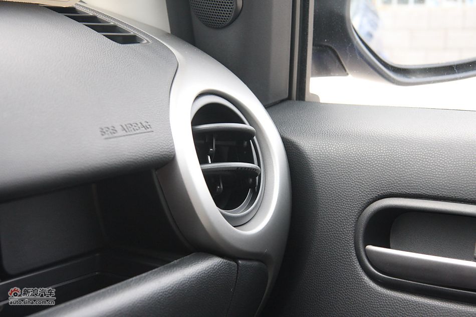 内饰部分及细节