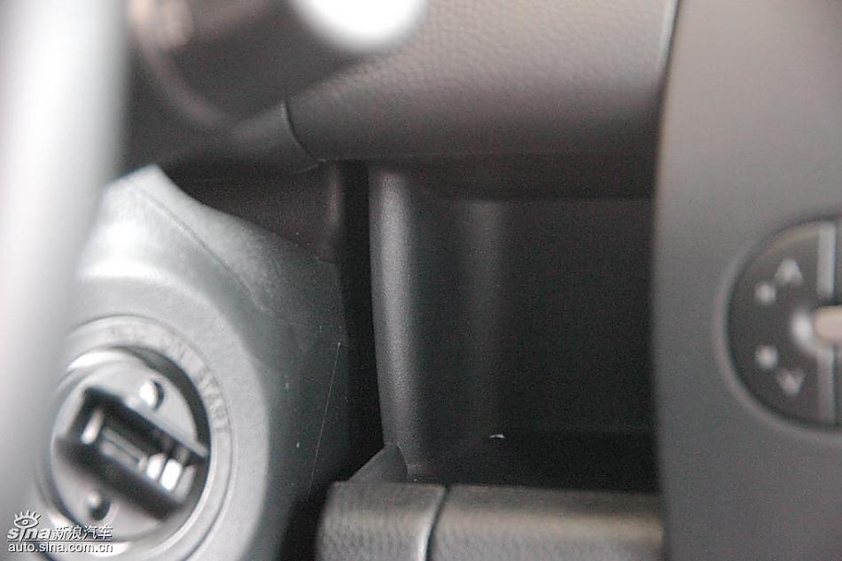 马自达2尊贵型1.5AT内饰