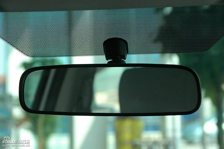 马自达2尊贵型1.5AT内饰