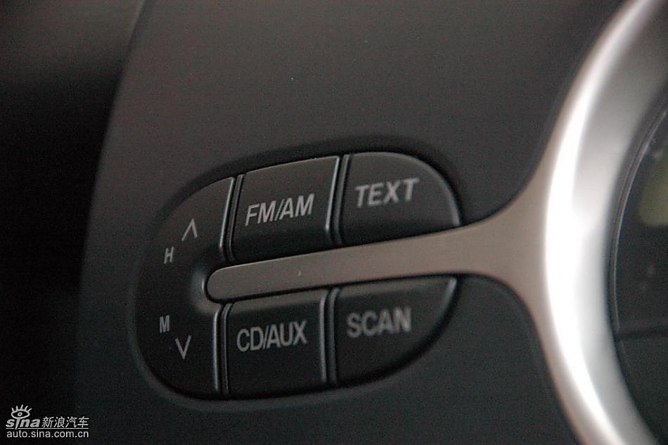 马自达2尊贵型1.5AT内饰