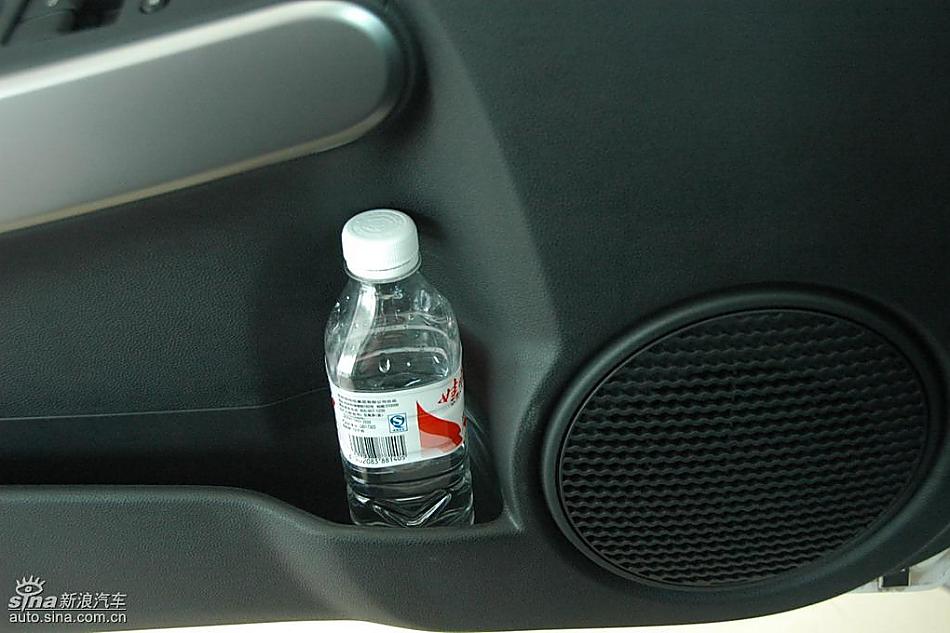 马自达2尊贵型1.5AT内饰