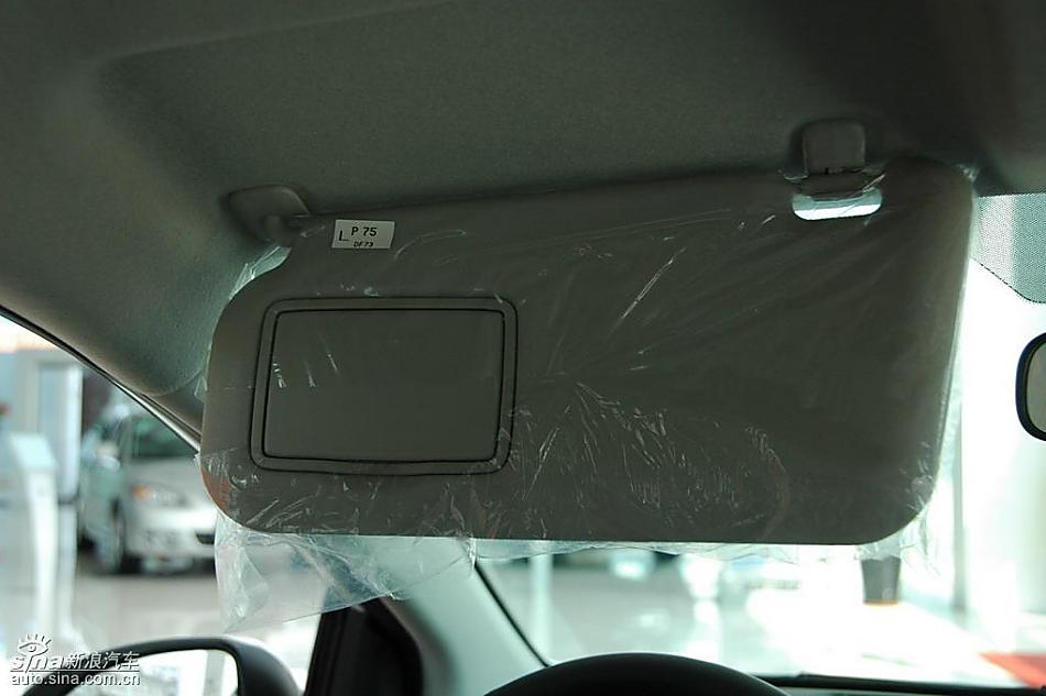 马自达2尊贵型1.5AT内饰