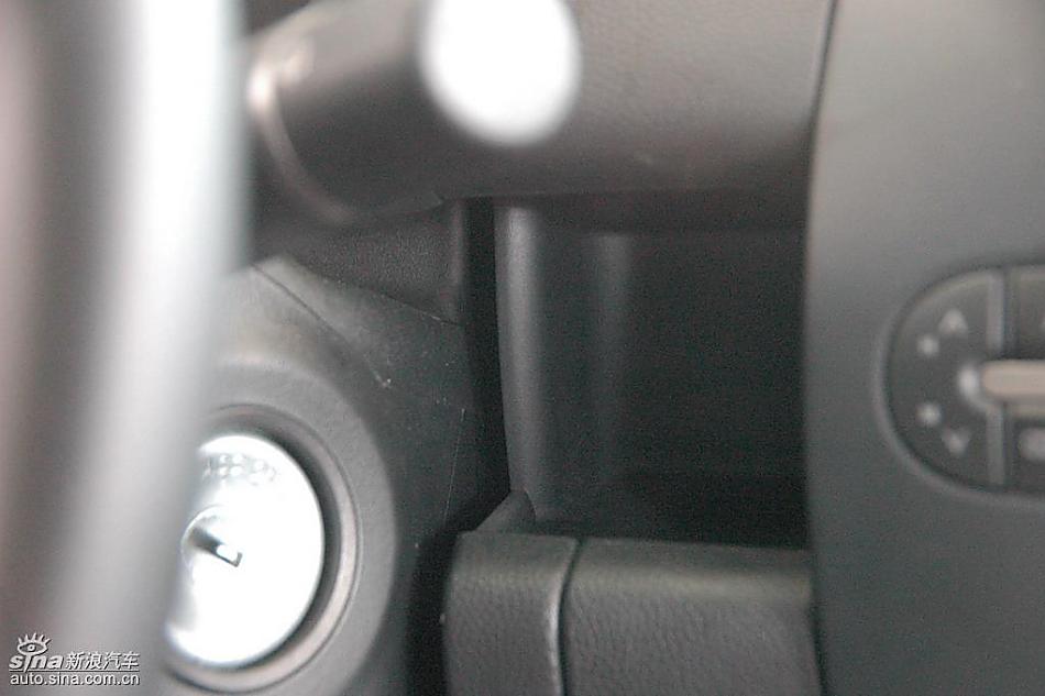 马自达2尊贵型1.5AT内饰