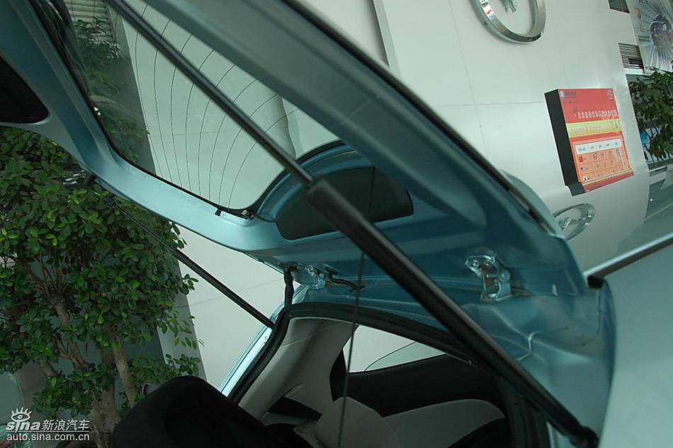 马自达2标准型1.3MT 内饰