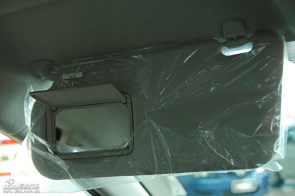 马自达2标准型1.3MT 内饰