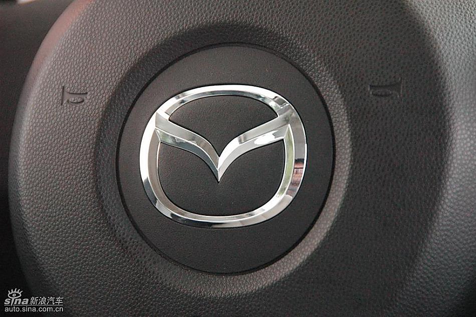 马自达2标准型1.3MT 内饰