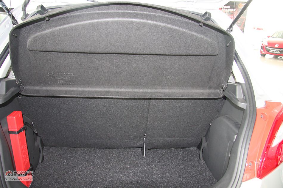 发动机、底盘悬挂及后备箱