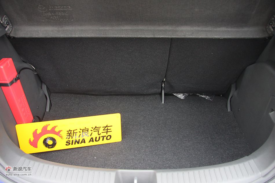 发动机、底盘悬挂及后备箱