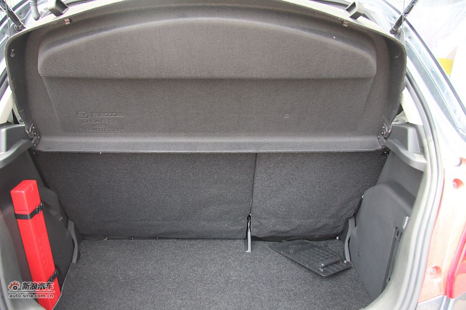 发动机、底盘悬挂及后备箱