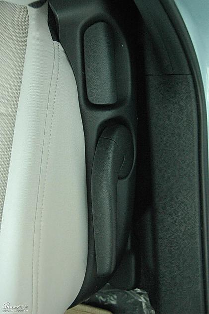 马自达2标准型1.3MT 内饰