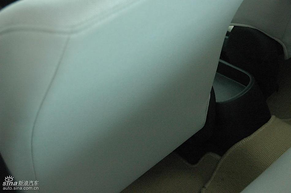 马自达2标准型1.3MT 内饰