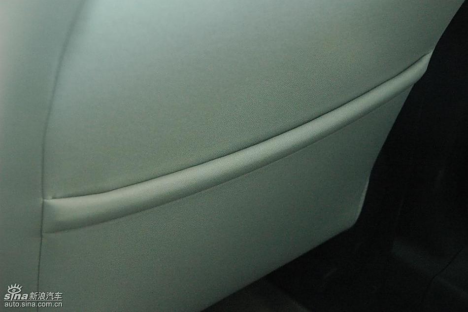 马自达2标准型1.3MT 内饰