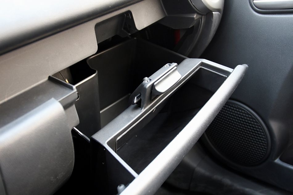 马自达2内饰图片