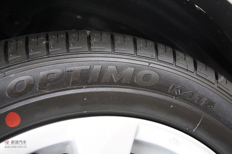 发动机、底盘悬挂及后备箱