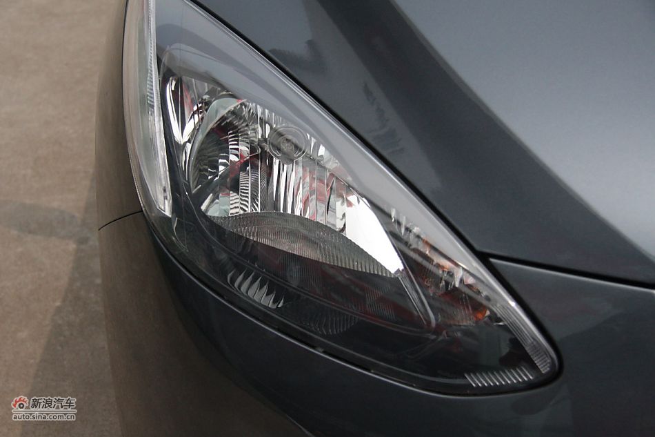 车辆外观及细节