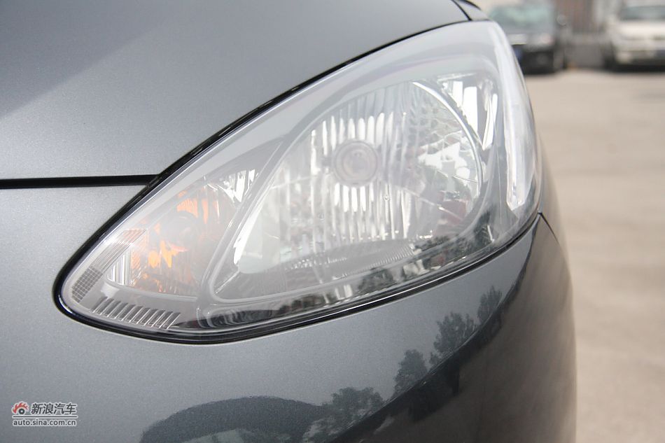 车辆外观及细节