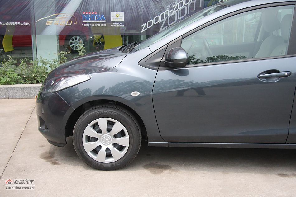 车辆外观及细节