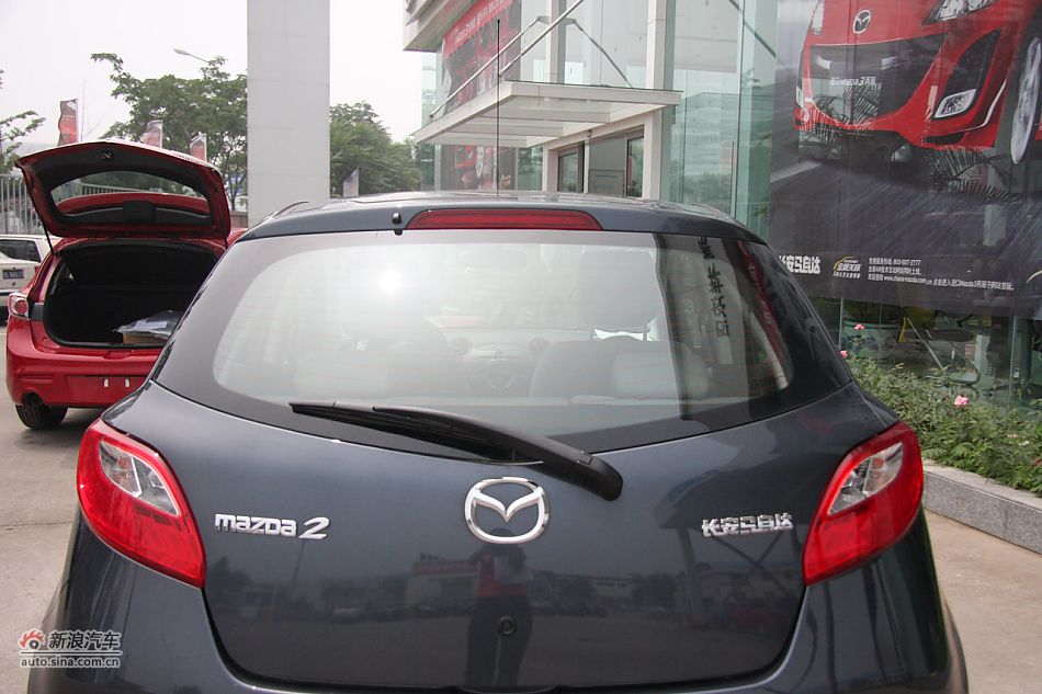 车辆外观及细节