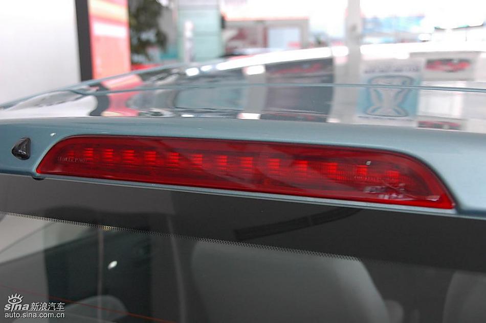 马自达2标准型1.3MT 外观