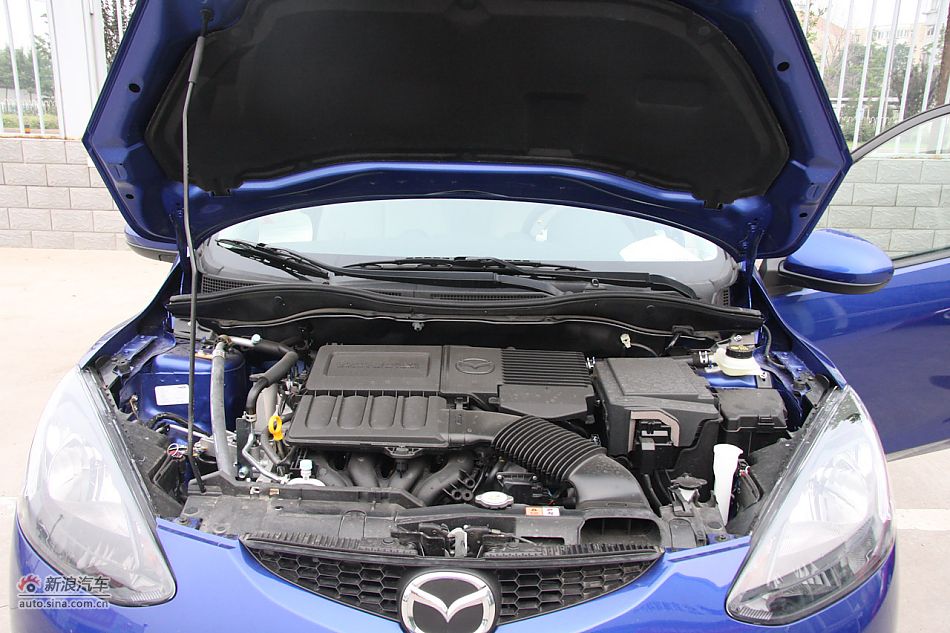 发动机、底盘悬挂及后备箱