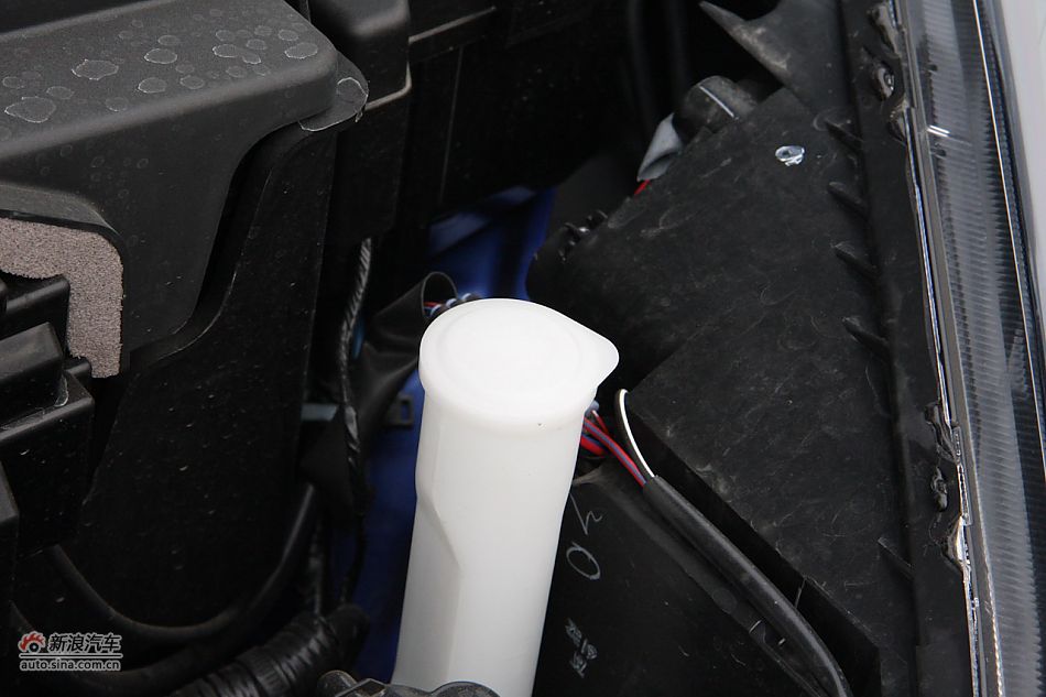 发动机、底盘悬挂及后备箱