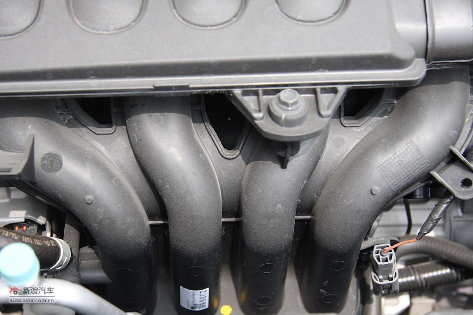 发动机、底盘悬挂及后备箱