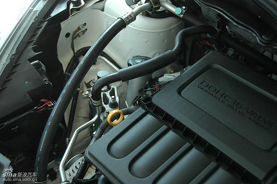 马自达2尊贵型1.5AT发动机