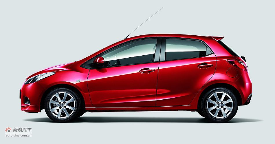 2011款马自达2炫动款外观及细节