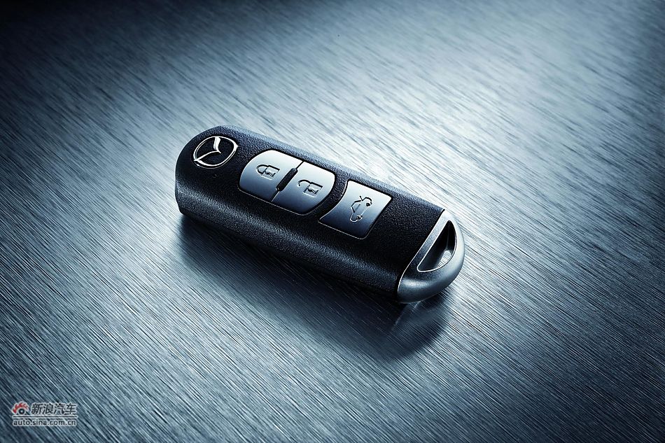 2011款马自达2炫动款内饰及细节