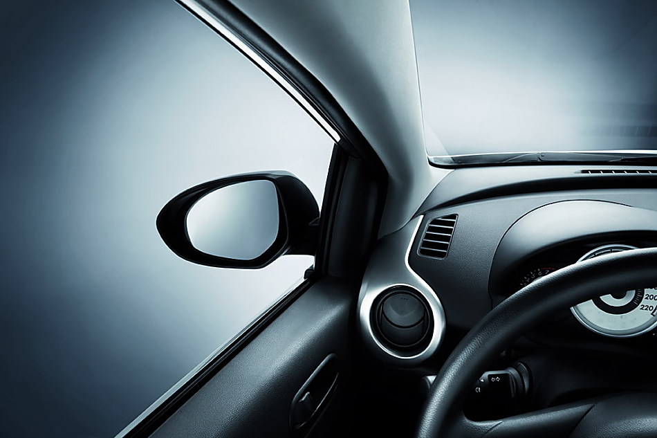 两厢马自达2内饰