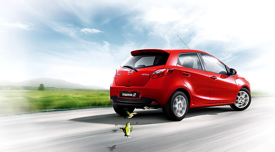 两厢马自达2外观
