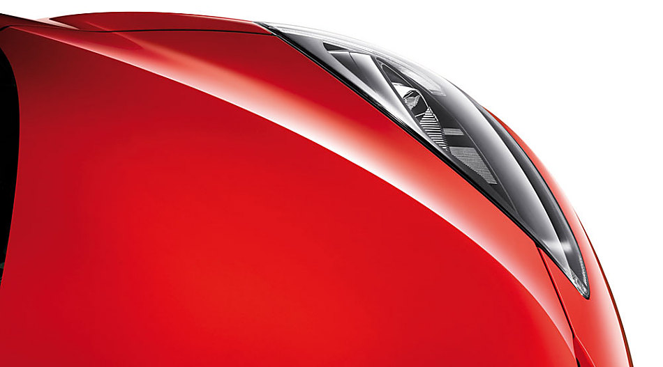 两厢马自达2外观