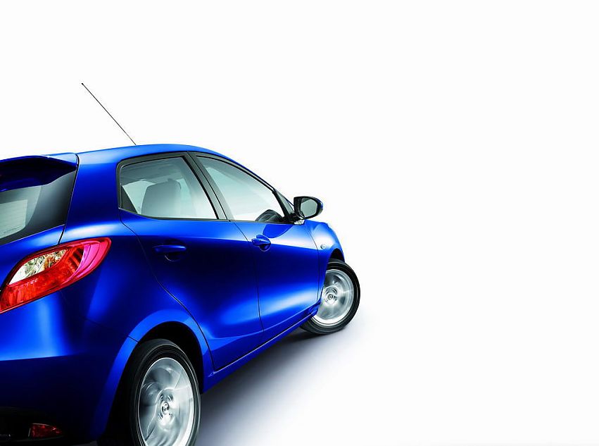 马自达2 1.5L天窗版外观