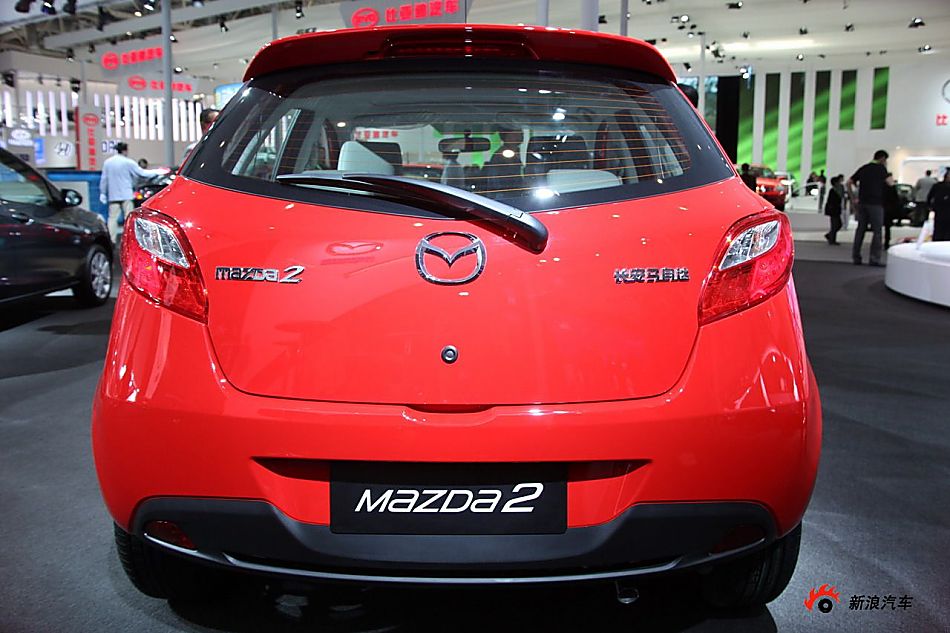 长安马自达2