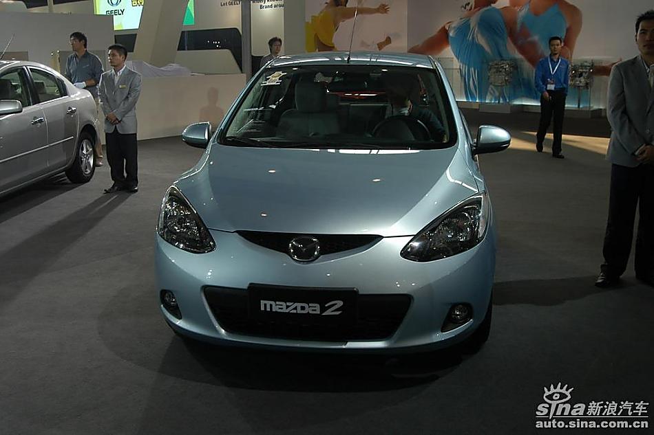 马自达2两厢