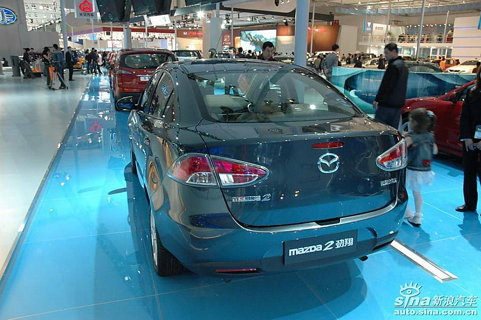 马自达2劲翔