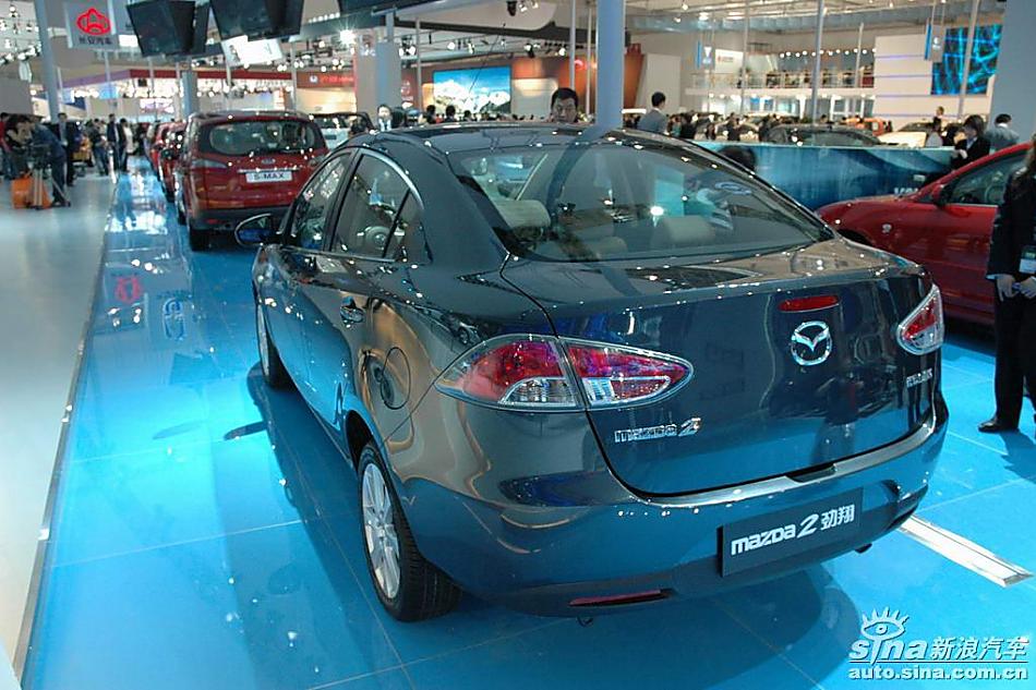 马自达2劲翔